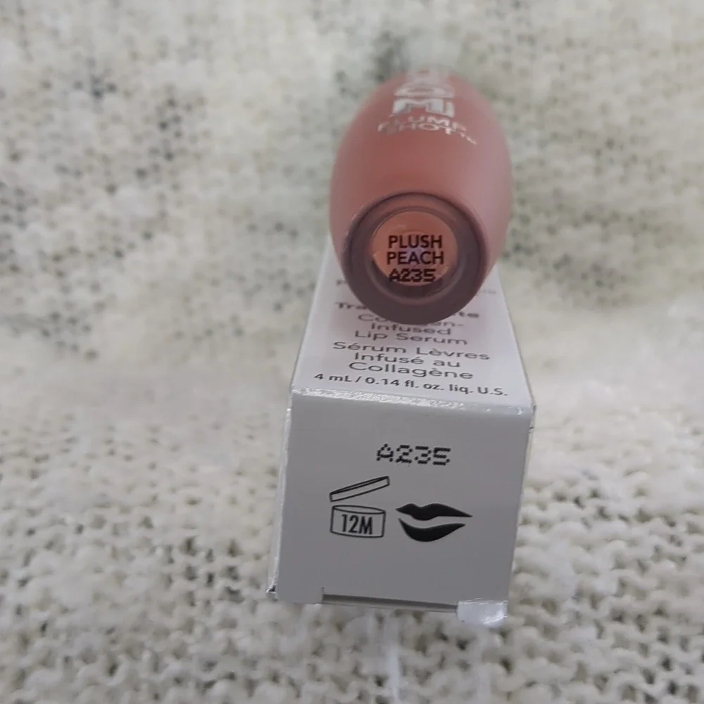 Buxom Plump Shot Sheer Tint in Plush Peach, 4ml/0.14fl oz